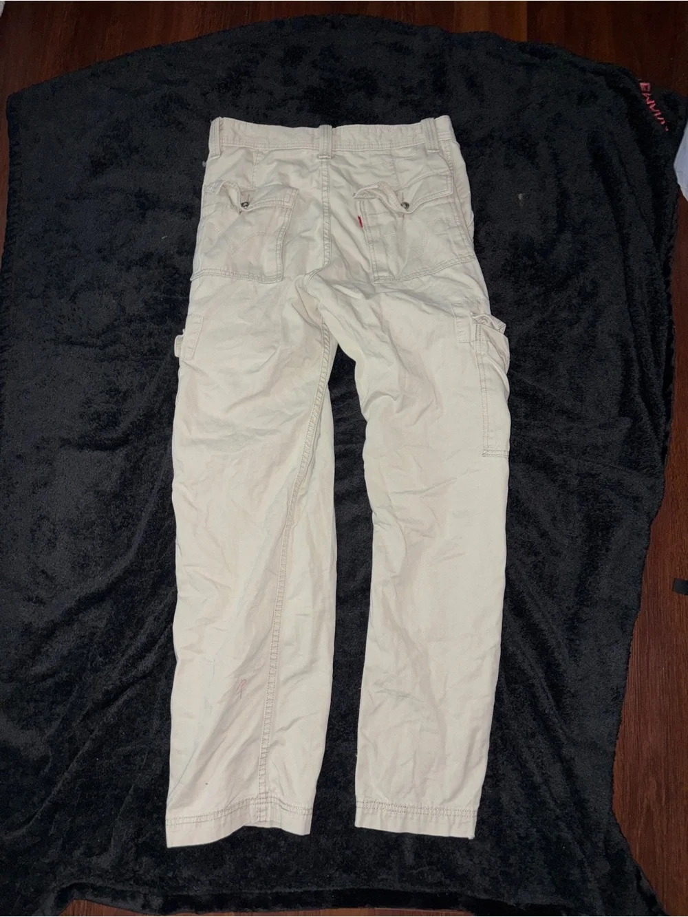 Levi's Light Cream Cargo Pants with Side Pockets